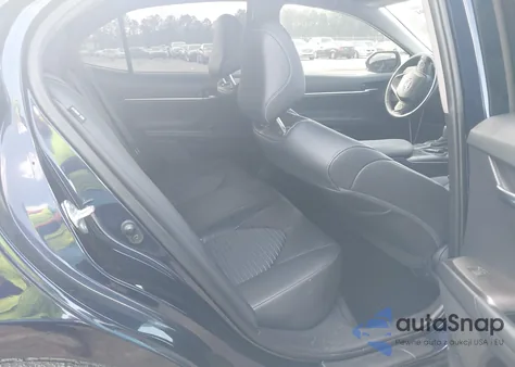 2022 Toyota Camry Se z USA, uszkodzony, nr VIN 4T1T11AK4NU673773